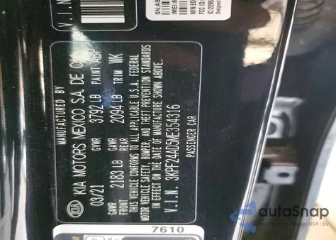 2021 Kia Forte Fe z USA, uszkodzony, nr VIN 3KPF24AD5ME354316